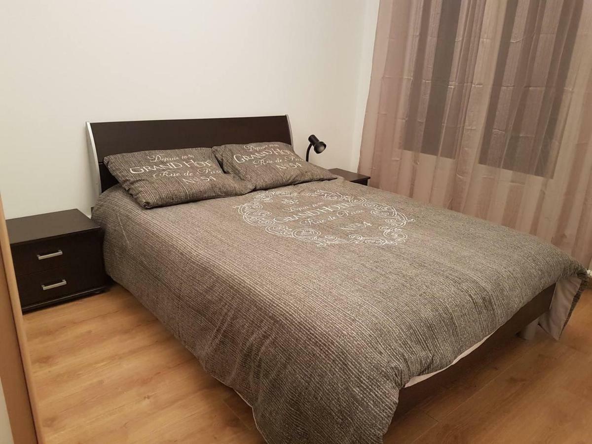 23 Rue Jean Amade Apartment เซเรต์ ภายนอก รูปภาพ